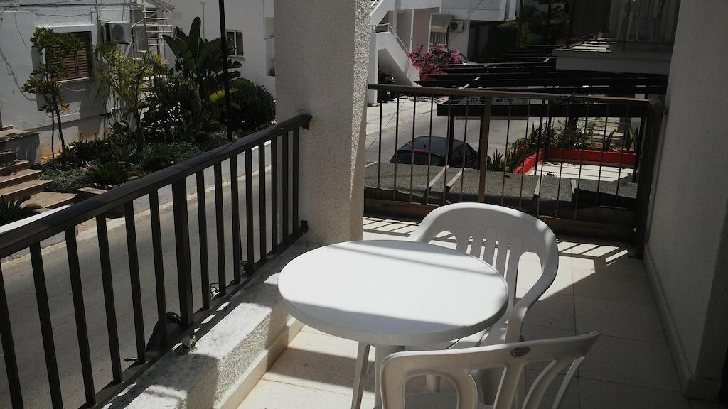 Milounapa Ayia Napa Exteriör bild